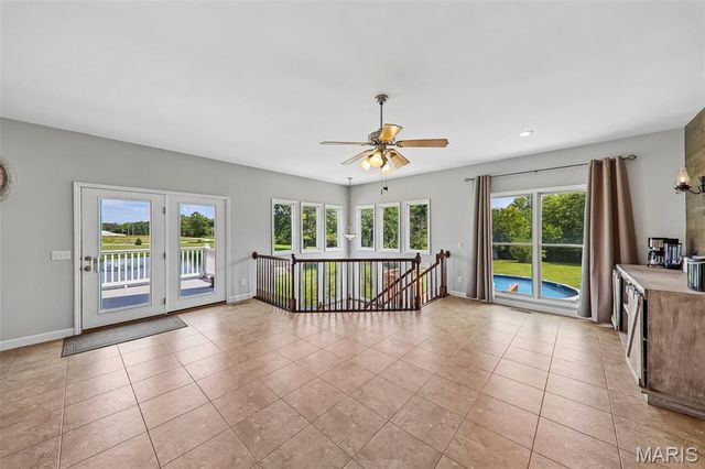 98 Lincoln Lane, Winfield, MO 63389