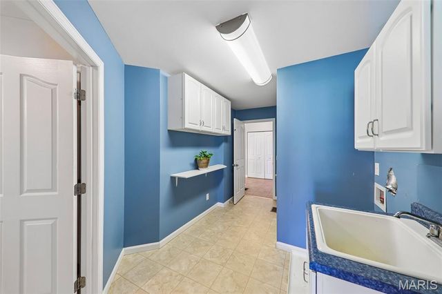 98 Lincoln Lane, Winfield, MO 63389