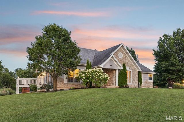 98 Lincoln Lane, Winfield, MO 63389
