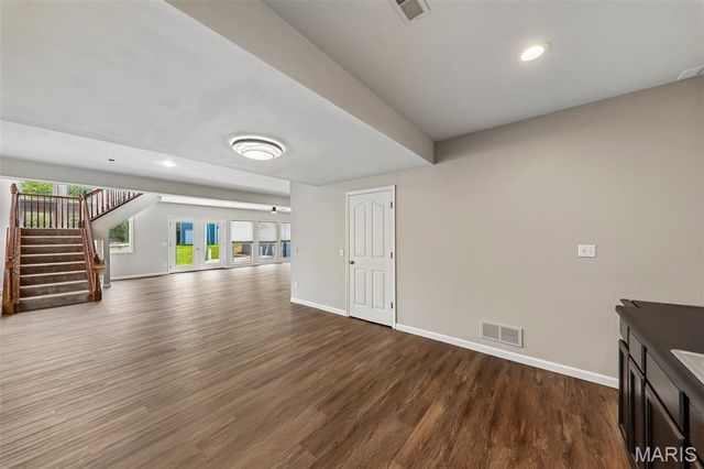 98 Lincoln Lane, Winfield, MO 63389