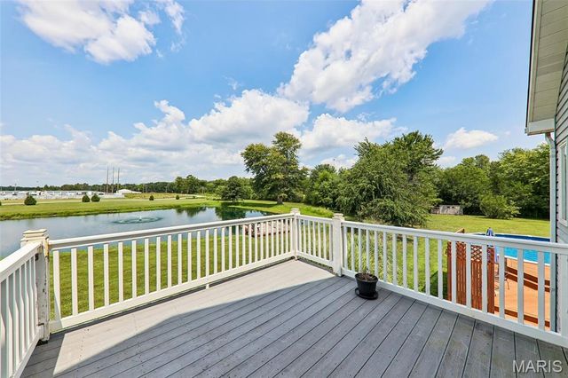 98 Lincoln Lane, Winfield, MO 63389