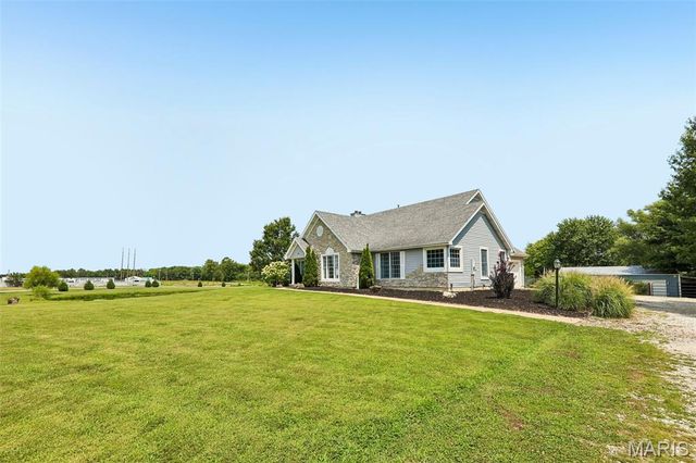 98 Lincoln Lane, Winfield, MO 63389