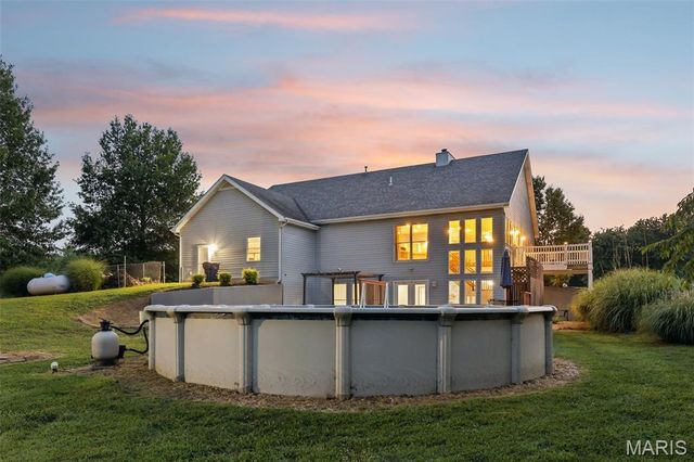 98 Lincoln Lane, Winfield, MO 63389