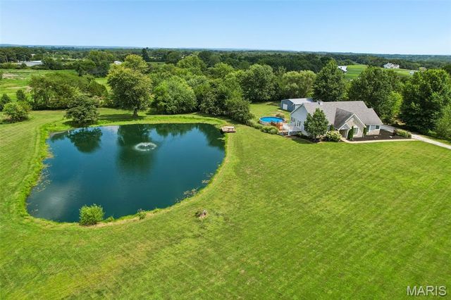 98 Lincoln Lane, Winfield, MO 63389