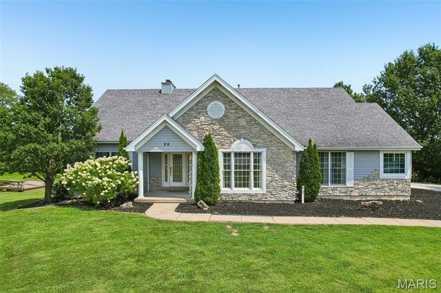 98 Lincoln Lane, Winfield, MO 63389