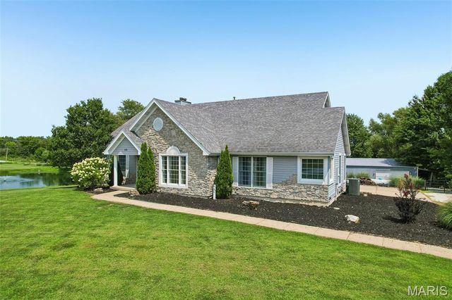 98 Lincoln Lane, Winfield, MO 63389