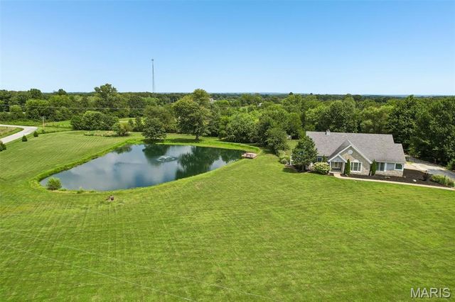 98 Lincoln Lane, Winfield, MO 63389
