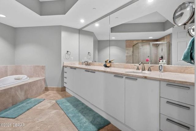 231 RIVERSIDE DRIVE 1002-1, Daytona Beach, FL 32117