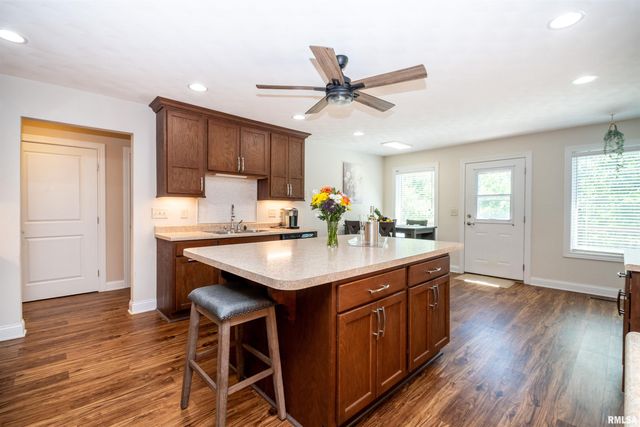 1434 W TIFFANY Drive, Peoria, IL 61614