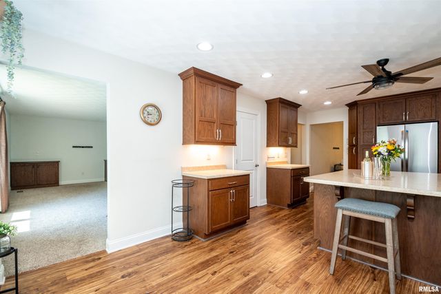 1434 W TIFFANY Drive, Peoria, IL 61614