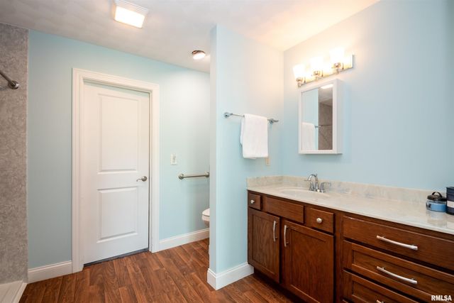 1434 W TIFFANY Drive, Peoria, IL 61614