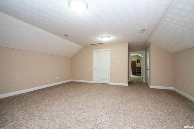 1434 W TIFFANY Drive, Peoria, IL 61614