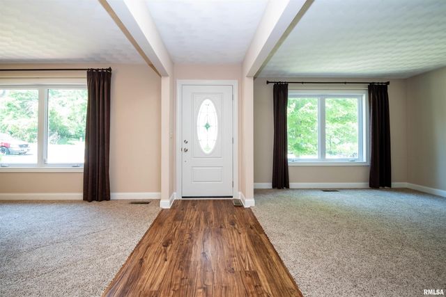 1434 W TIFFANY Drive, Peoria, IL 61614