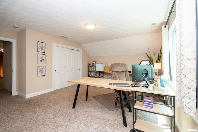 1434 W TIFFANY Drive, Peoria, IL 61614
