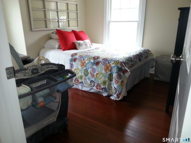 356 Townsend Avenue, New Haven, CT 06512