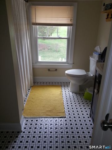 356 Townsend Avenue, New Haven, CT 06512