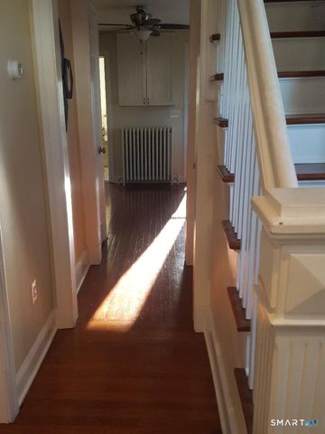 356 Townsend Avenue, New Haven, CT 06512