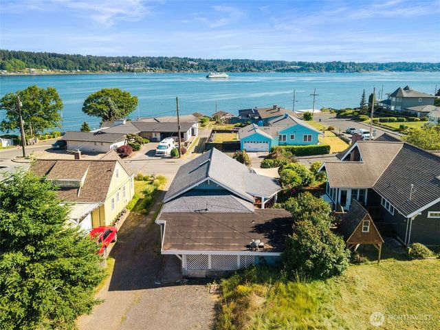 2708 E 10th Street, Bremerton, WA 98310