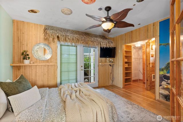 2708 E 10th Street, Bremerton, WA 98310