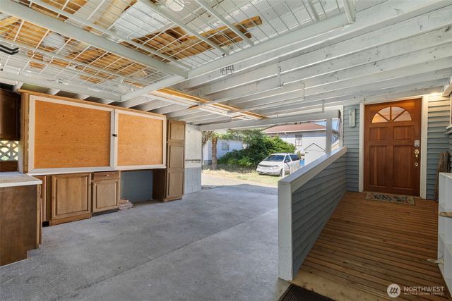 2708 E 10th Street, Bremerton, WA 98310