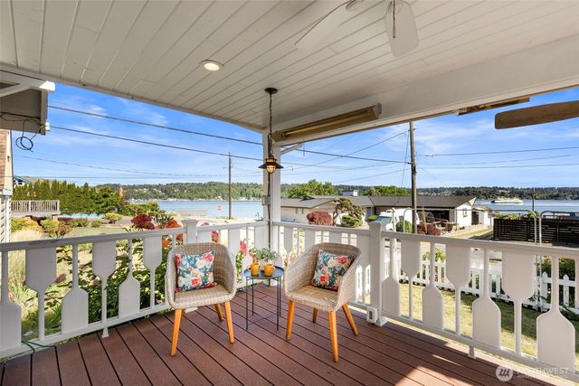 2708 E 10th Street, Bremerton, WA 98310