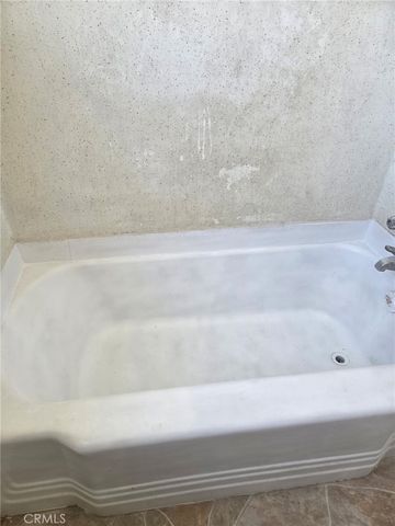 208 Brink DR, Bakersfield, CA 93304