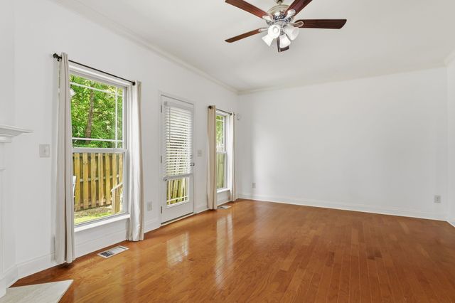 131 Stonecrest Dr, Nashville, TN 37209