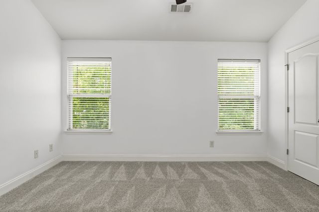 131 Stonecrest Dr, Nashville, TN 37209