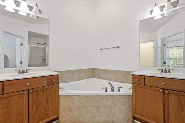 131 Stonecrest Dr, Nashville, TN 37209