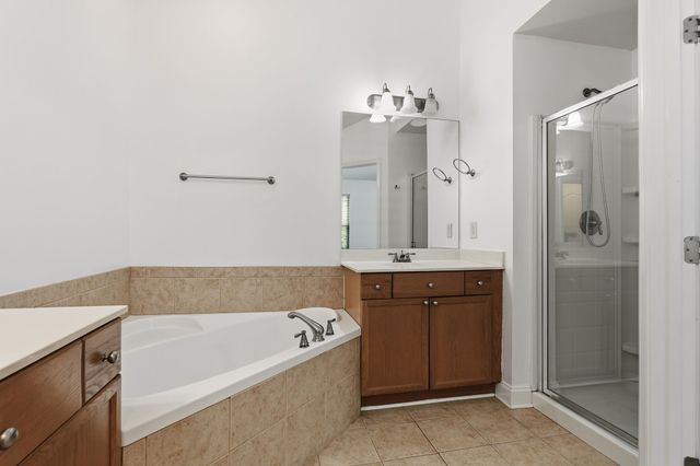 131 Stonecrest Dr, Nashville, TN 37209