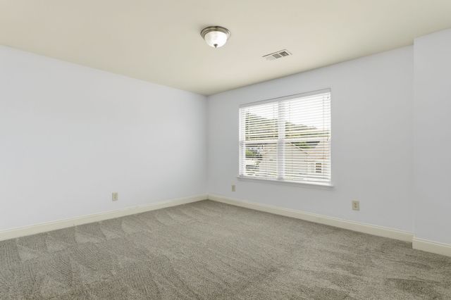 131 Stonecrest Dr, Nashville, TN 37209