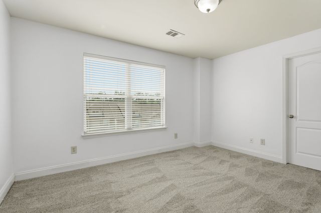 131 Stonecrest Dr, Nashville, TN 37209