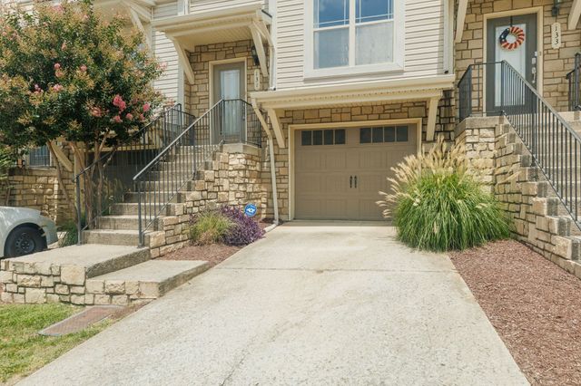 131 Stonecrest Dr, Nashville, TN 37209