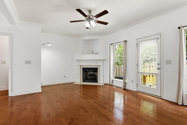 131 Stonecrest Dr, Nashville, TN 37209