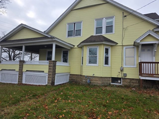 468 Springfield St, Agawam, MA 01001