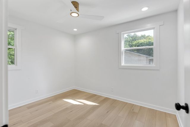 146 Lakeside Park Dr, Hendersonville, TN 37075