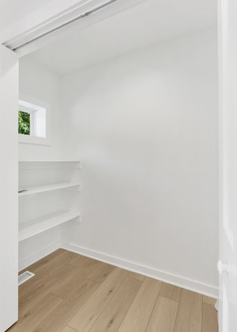 146 Lakeside Park Dr, Hendersonville, TN 37075