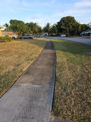 664 W Melrose Cir, Fort Lauderdale, FL 33312