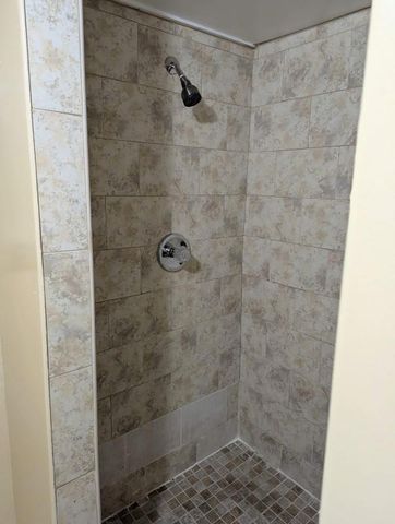 664 W Melrose Cir, Fort Lauderdale, FL 33312