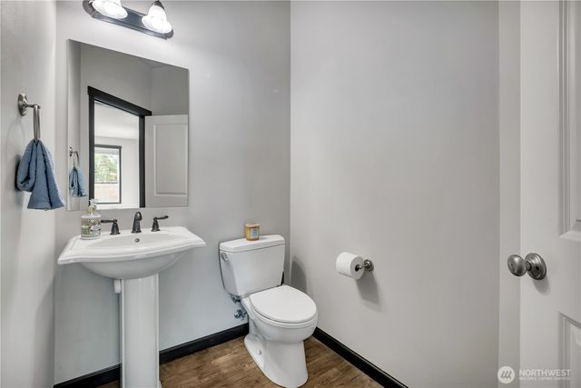 610 Rosewood Drive, Buckley, WA 98321