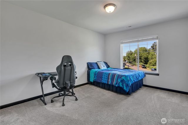 610 Rosewood Drive, Buckley, WA 98321