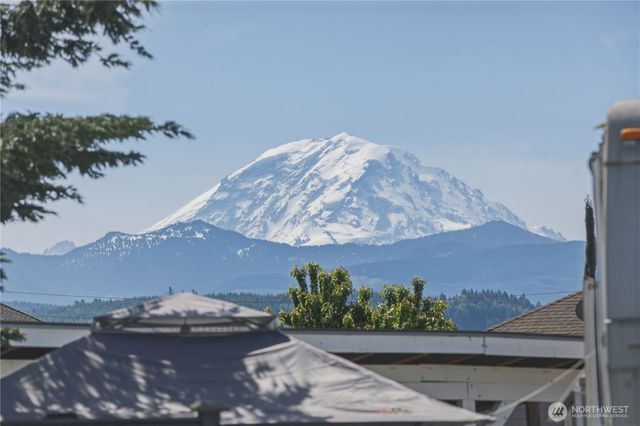610 Rosewood Drive, Buckley, WA 98321