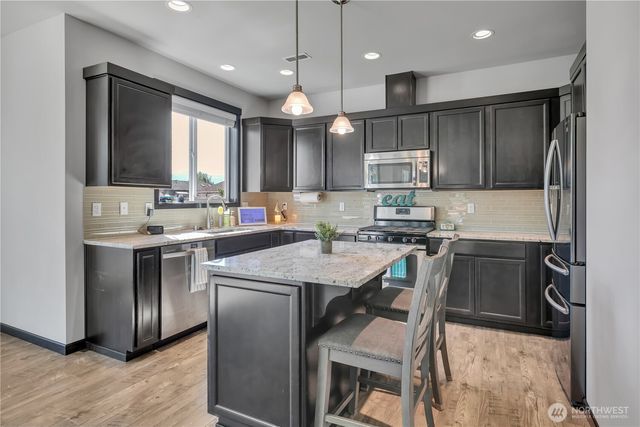 610 Rosewood Drive, Buckley, WA 98321