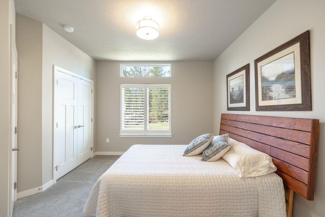 7712 N Austin Rd, Spokane, WA 99208