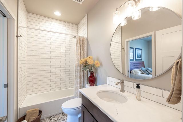 7712 N Austin Rd, Spokane, WA 99208