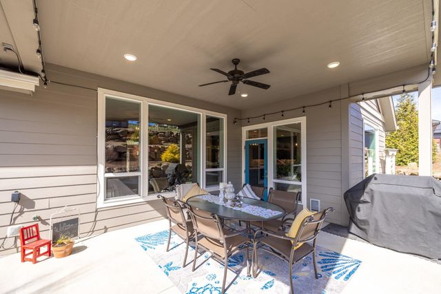 7712 N Austin Rd, Spokane, WA 99208