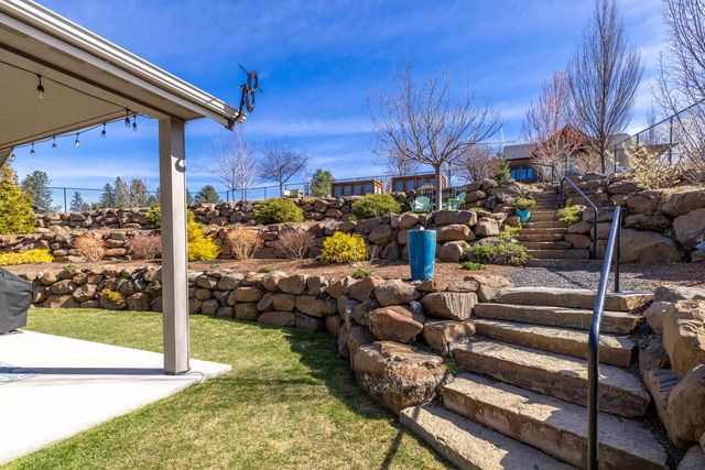 7712 N Austin Rd, Spokane, WA 99208