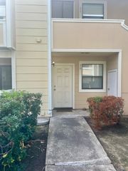 1545 Pyrenees #30, Stockton, CA 95210