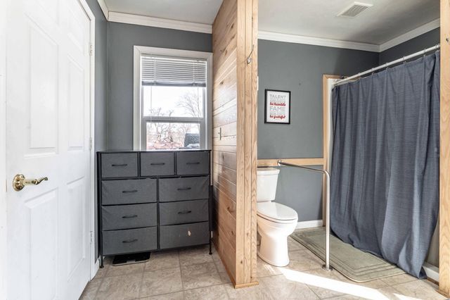 400 W Douglas Avenue, Fergus Falls, MN 56537