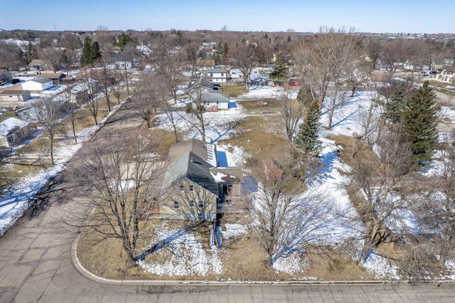 400 W Douglas Avenue, Fergus Falls, MN 56537